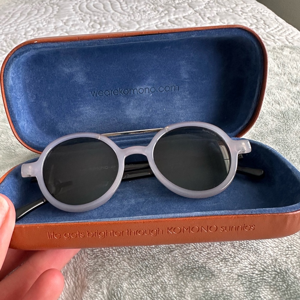 KOMONO Gray Sunglasses